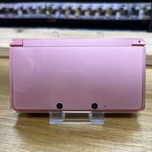 Load image into Gallery viewer, Nintendo 3DS Console Unboxed
