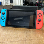 Nintendo Switch Console Unboxed